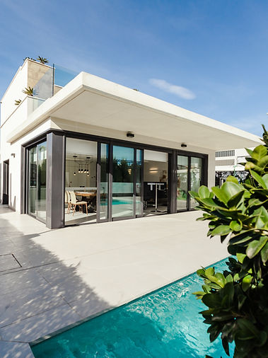 Luxurious House