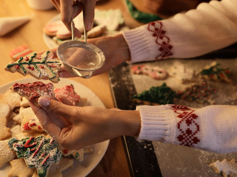 holiday cookie decorating