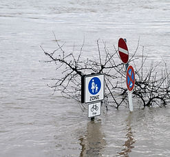 Flooded Road Signs
