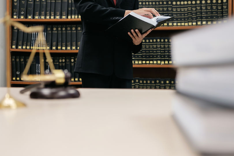Revisando las leyes