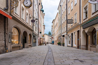Getreidegasse, Salzburg, Austria