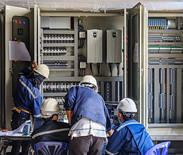 Fijación de líneas de electricidad