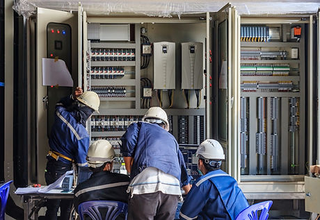 Fijación de líneas de electricidad