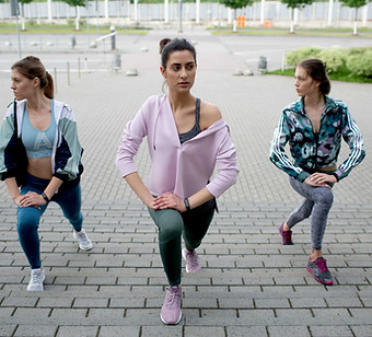 Cours de fitness en plein air