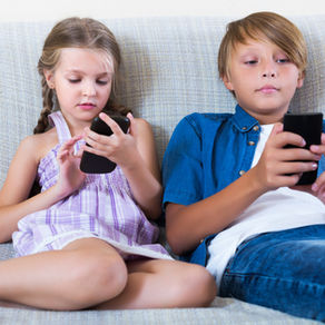 Screen Time and Tiny Spines: Navigating Posture Pitfalls with Chiropractic Care