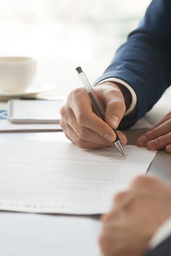 Signature de l'homme en costume