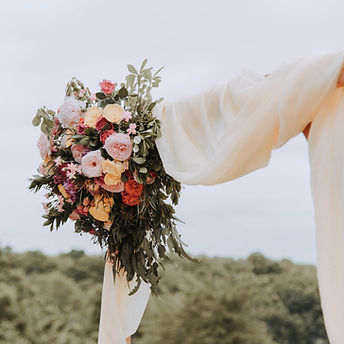 Wedding floral arch decor