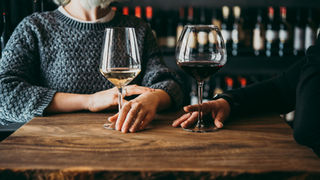 Gli italiani scelgono il vino sostenibile, autoctono, Doc e di Marca