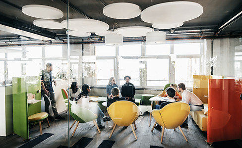 Reunión de oficina moderna