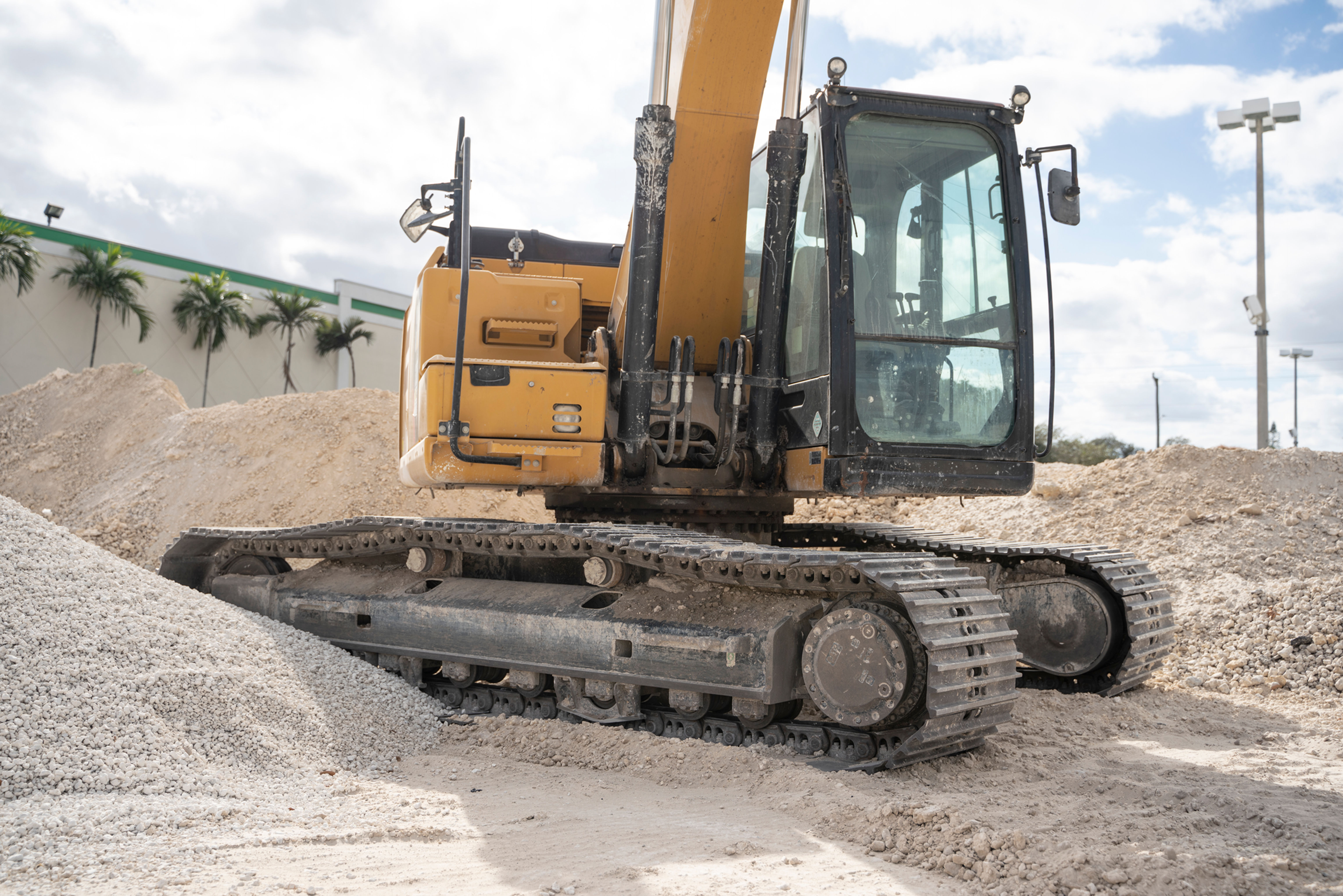Excavator VOC