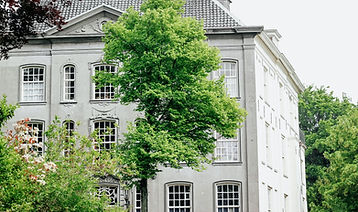 Grijs monumentpand