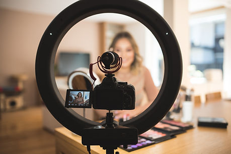 Beauty Vlogger