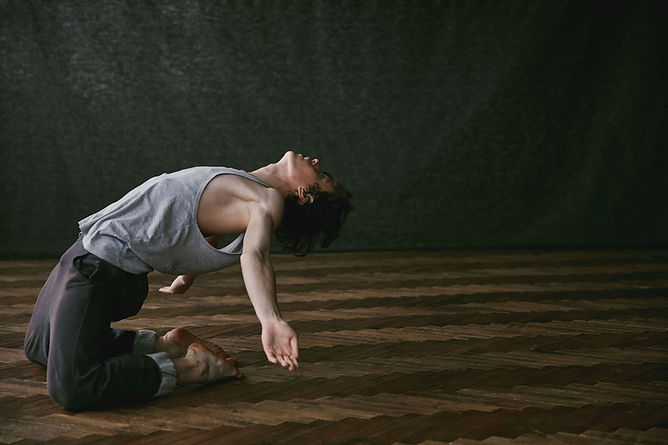 Contemporary dance performance