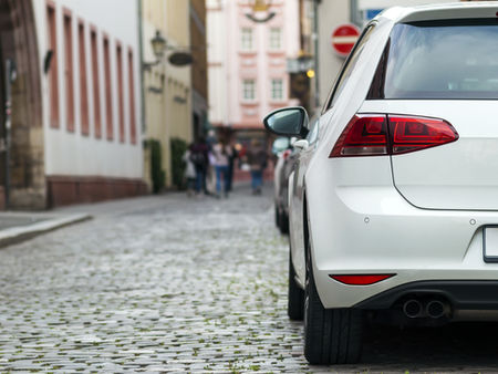 Das Auto kindersicher – Tipps, Autositzwechsel, Hilfsmittel