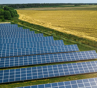 Solarpanels Feld