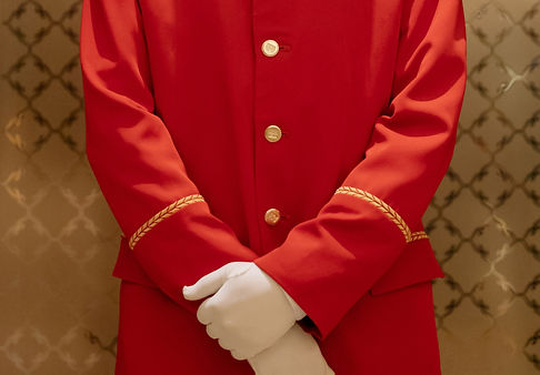 ホテルスタッフ