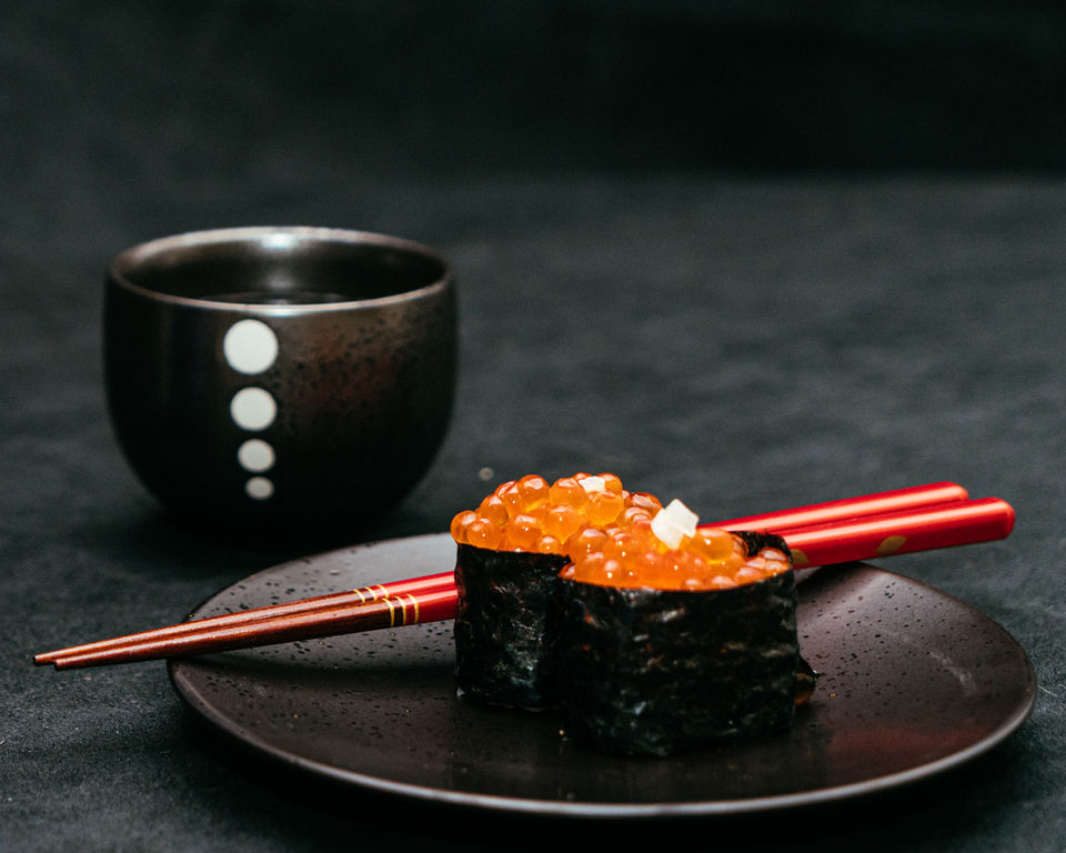 Red Cavier Sushi