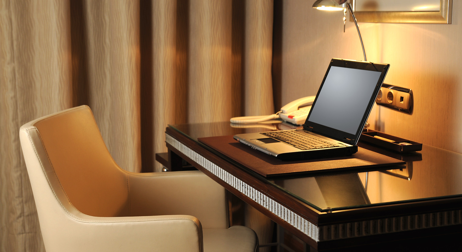 Modern Work Desk