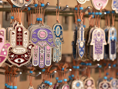 מנהג ישראל תורה הוא?