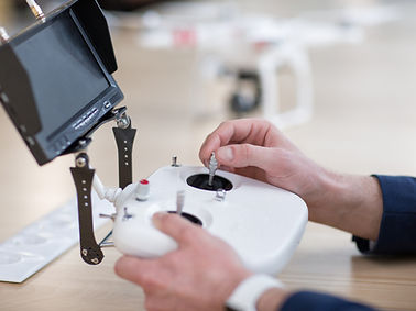 ドローンで遊ぶ