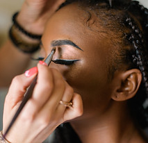 Maquillage des sourcils
