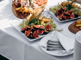 Savouring the Moment: A Guide to Choosing the Perfect Wedding Breakfast Menu