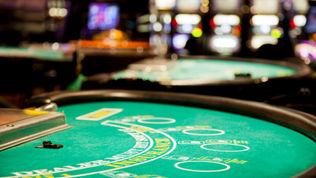 Controlli a sale giochi e scommesse. Attività congiunta: polizia, carabinieri guardia di finanza