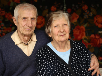 Five Signs That It’s Time to Step Up and Help Your Parents