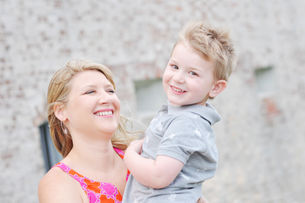 Searching For A Gift for Mom? Celebrate Mother’s Day With A Family Photo Session