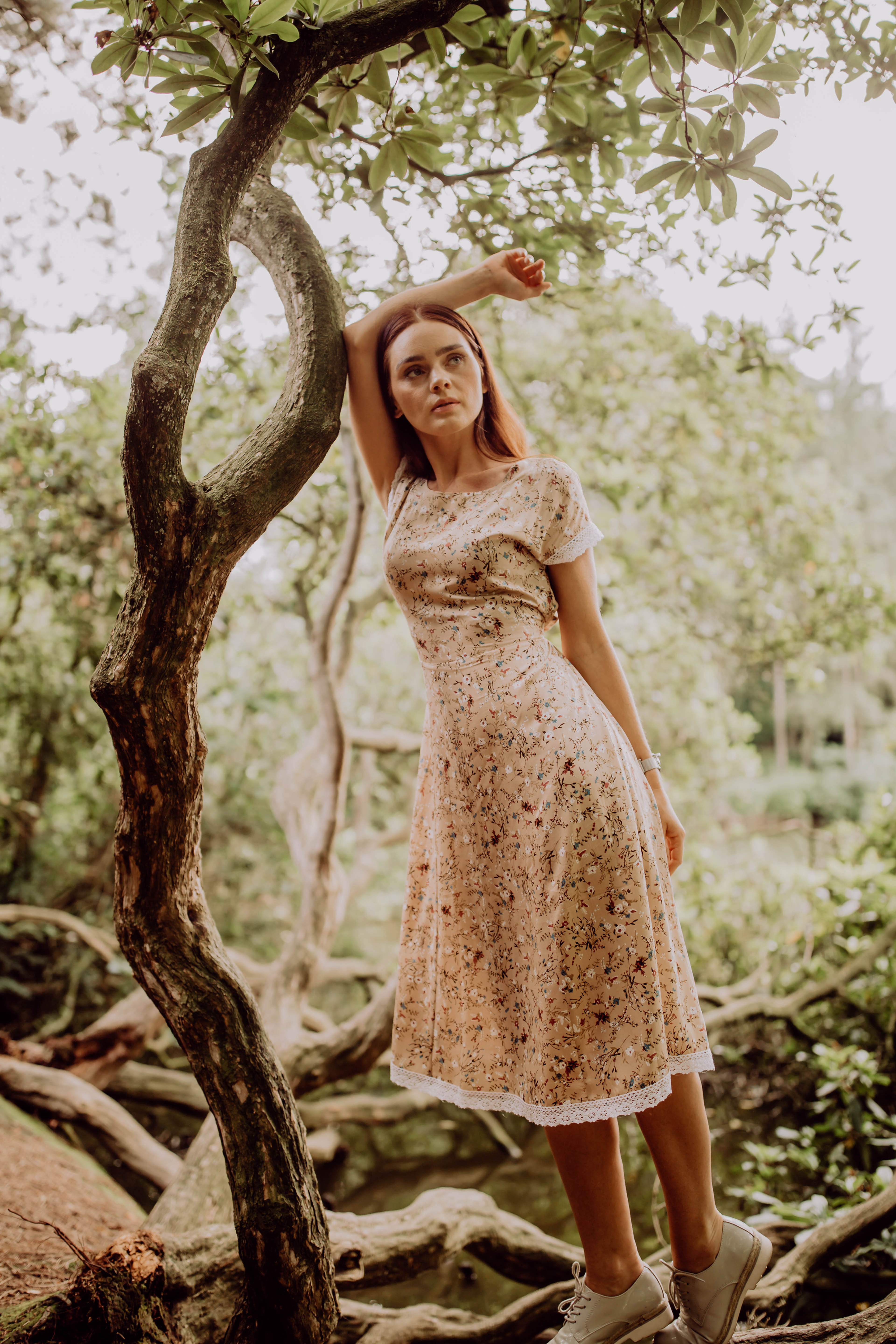 Sommerkleid "Talio" mit Leinenspitze Sand