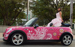 EL AUTO DE LA QUINCEAÑERA
