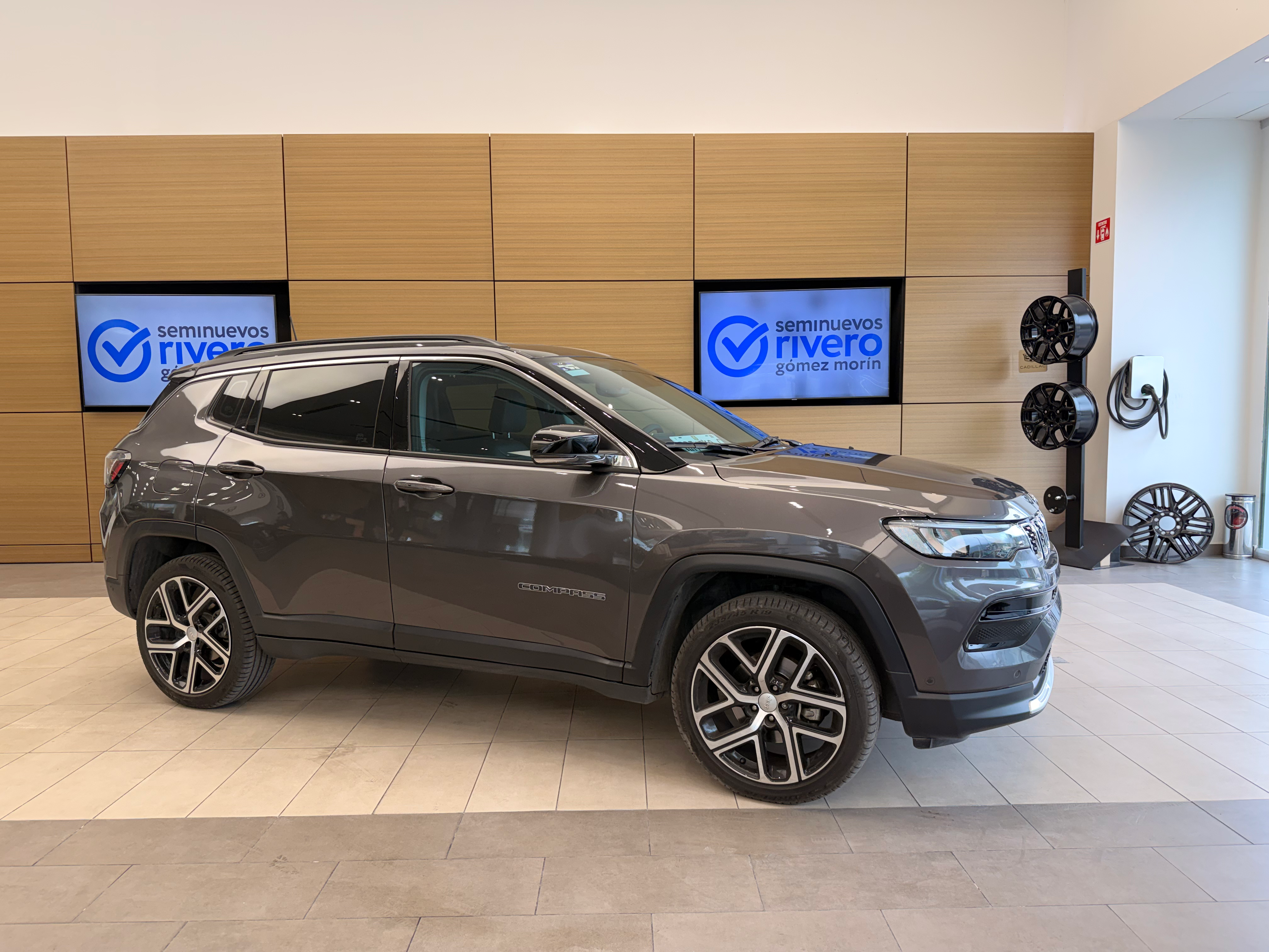 Jeep Compass Altitude