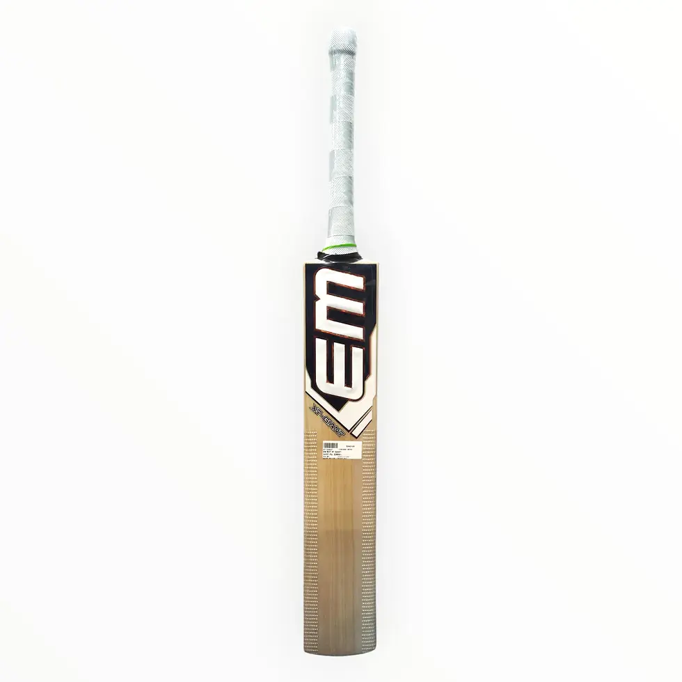 Thumbnail: EM XT GIANT CRICKET BAT ENGLISH NURTURED WILLOW