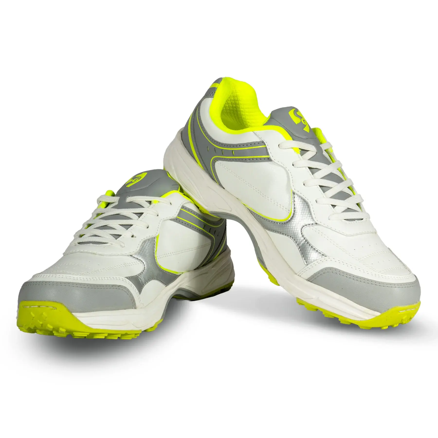 SG ARMOUR STUD CRICKET SHOES