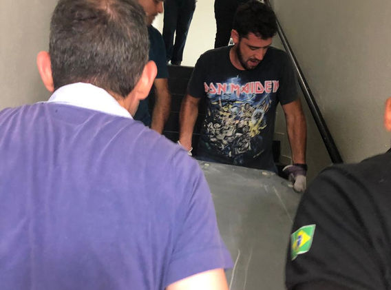 Transporte dos tampos de pedra.jpeg