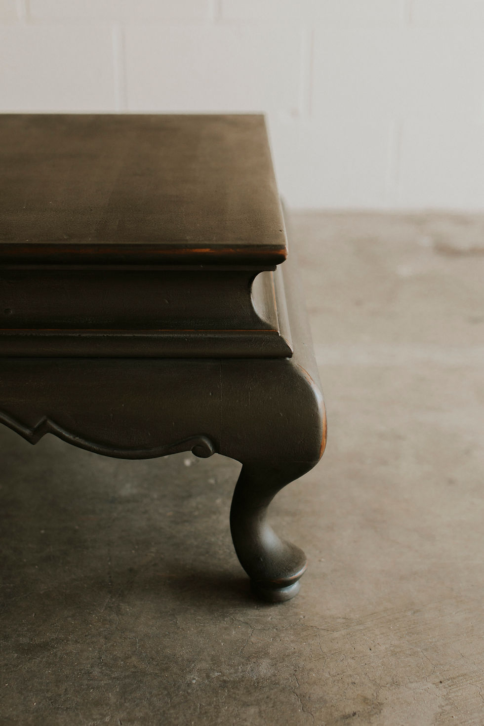 Thumbnail: Carved leg of an Onyx coffee table