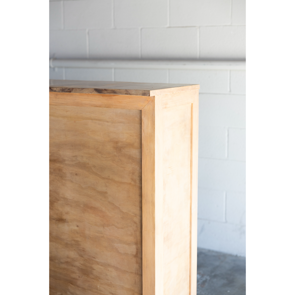 Thumbnail: Side of a wooden structure with a blurry background