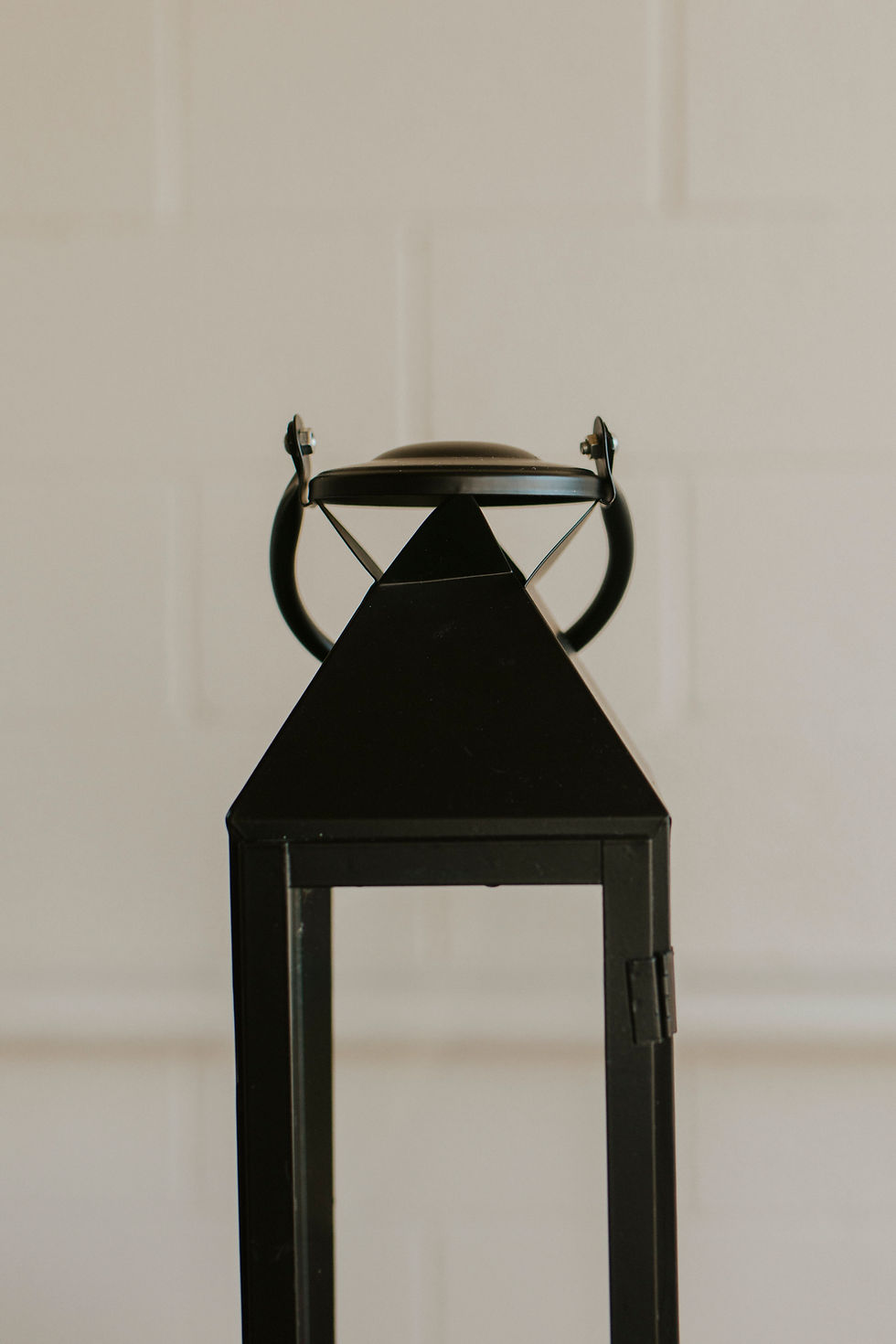 Thumbnail: Narrow black lantern top