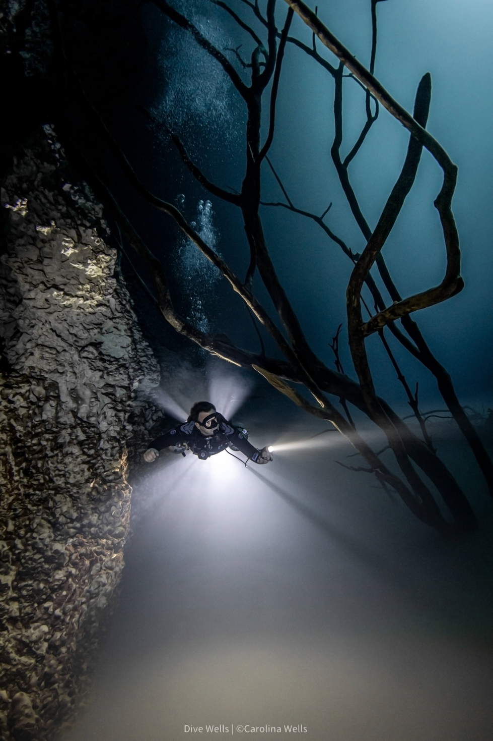 underwater cave photography in cenote angelita