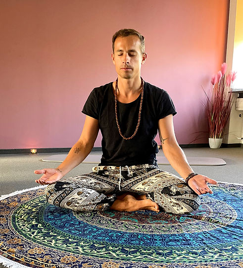 Somatic Balance _edited_edited.jpg