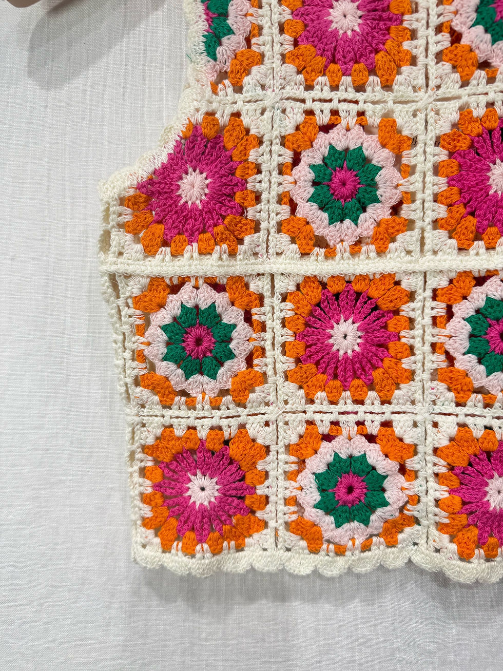 Simon-Haut-en-crochet-orange