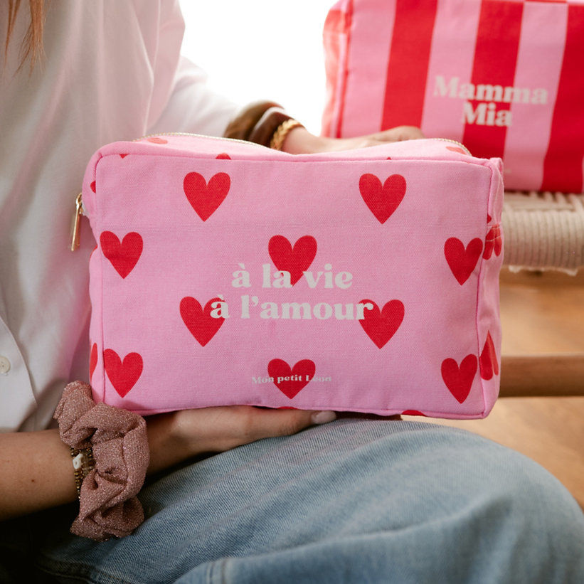 Trousse-de-toilette-Cœur-rose-rouge-À-la-vie-à-l’amour-Mon-petit-Léon