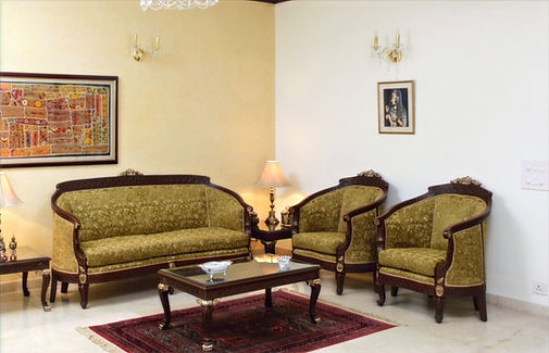 Classic design sofa set