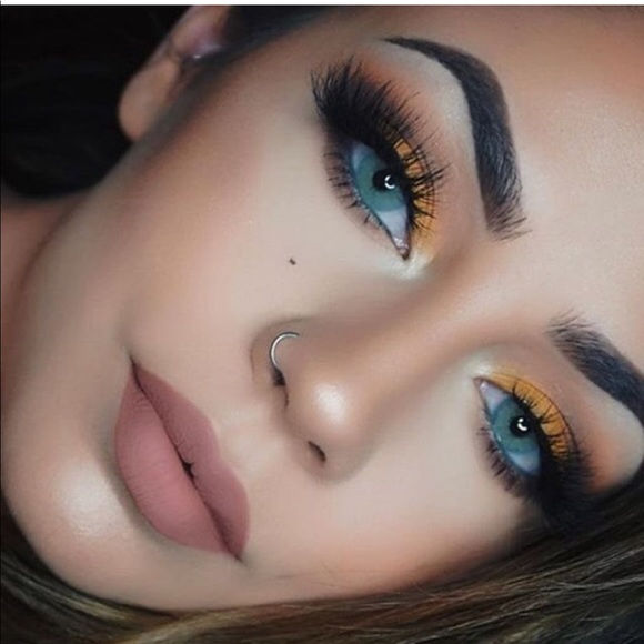 Thumbnail: Topaz Medium Blue Lens