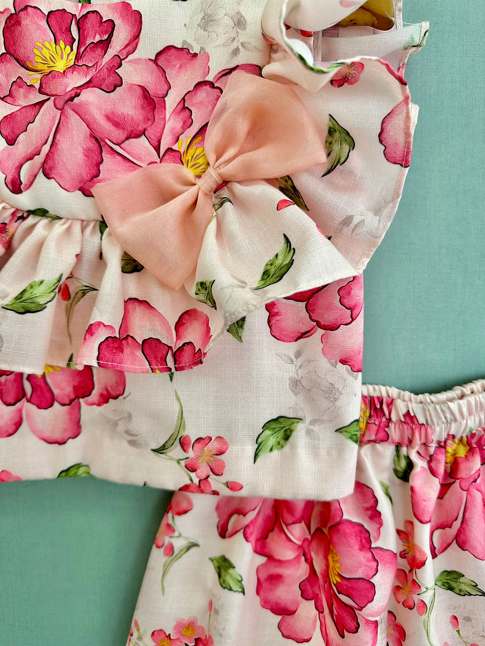 الصورة المصغرة: مجموعة تنسيق الأزهار مع الملحقات