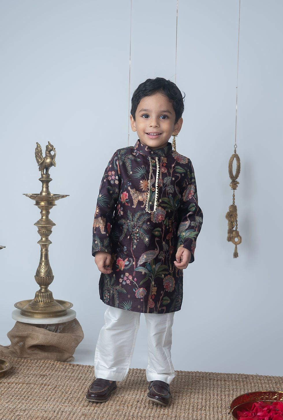 Thumbnail: Wine coloured Jungle Print Kurta Set with White Pants