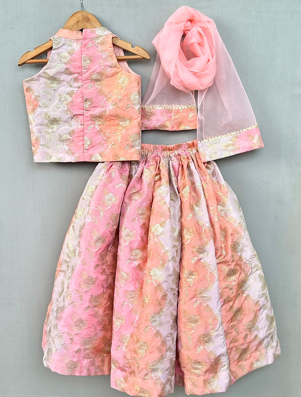 الصورة المصغرة: Pastel Pink Floral Hand- Embroidered Lehenga Set with Dupatta