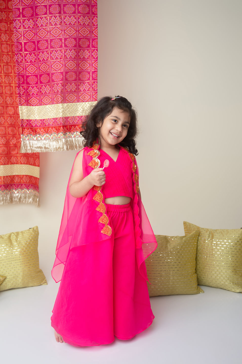 Thumbnail: Sleeveless Pin Tuck Detailed Top With Embroidered Cape And Palazzo