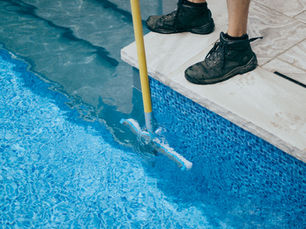 Top 5 Chemical Balancing Tips Before You Close Your Pool