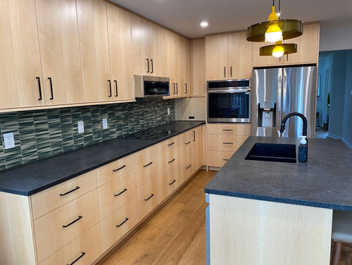 Summer 2025 Cabinet Color Trends: From Bold Blues to Earthy Greens